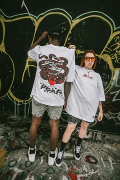 REMERA OVERSIZE MAMBA - black code