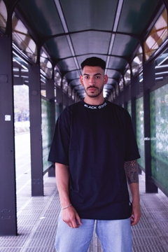 REMERA OVERSIZE URBAN BLACK - comprar online