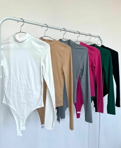 Body modal media polera