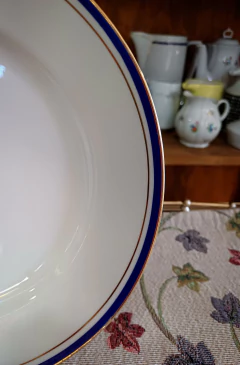 Plato Semi Hondo Porcelana Bavaria, Germany - comprar online