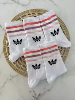 Adidas, Tricolor Salmón.