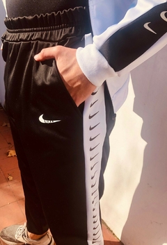 Conjunto Nike - Esencia Urbana