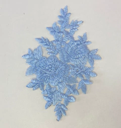 Recorte de Renda azul serenity - TAF