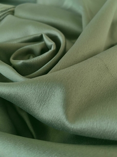 Crepe Amanda verde oliva 1,30x2,50 - comprar online