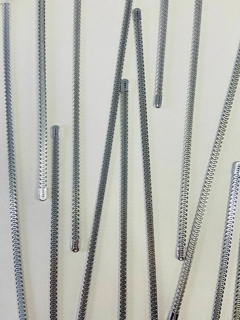 Par de barbanata de metal 27cm na internet