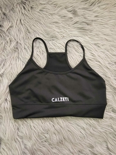 TOP DEPORTIVO CON TIRAS