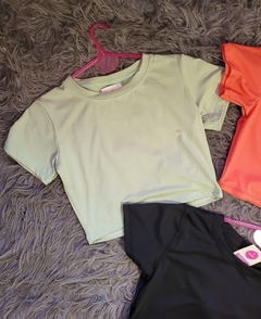 REMERAS- cortas al cuerpo - comprar online