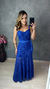 Vestido longo rendado com faixa
