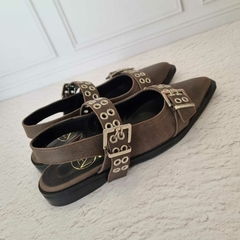 Zapatos Iru chocolate - comprar online