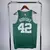 Regata verde dos Boston Celtics com o nome "HORFORD" e o número 42 nas costas.