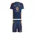 Kit infantil da Adidas, modelo Roma III, nas cores azul, vermelho e amarelo, composto por camiseta e shorts.