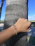 Pulseira Corações Pretos Fixos na internet