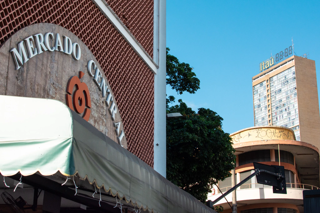 Ímã Fotográfico - Mercado Central e Edifício JK