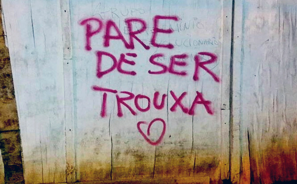 Ímã Fotográfico - Pare de Ser Trouxa