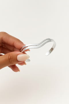 Bracelete liso V -semi joia - comprar online