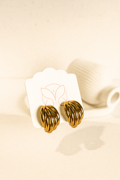 Brinco de aço dourado - comprar online