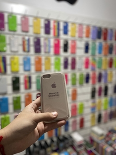 Silicone Case iPhone 7/8/SE 2020 - comprar online