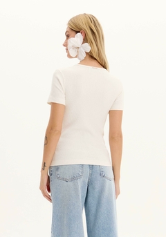 Blusa Canelada Manga Curta - Lança Perfume - ERBÉ