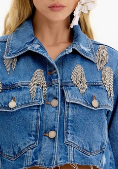 Jaqueta Cropped com Aplicação - Lança Perfume - comprar online