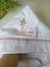 Toalha Fralda com Capuz Bordado Luxo Floral Rosé - Amanda Aparecida Alvim Sabia