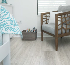 Piso Vinílico SPC Click Roble Varenna SP015 4mm - comprar online