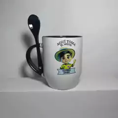 Imagen de taza bombeire con cucharita