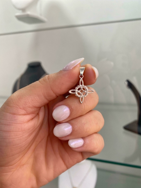 DI00056 Dije nudo de bruja 20mm