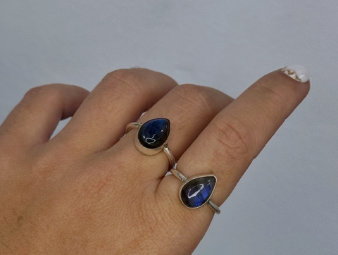 AN00004 Anillo piedra labradorita