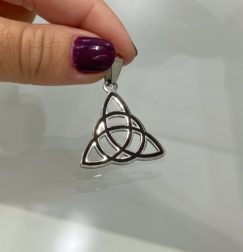 Dije Triqueta Celta AQ