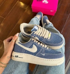 NIKE AIR FORCE DENIM