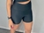 Short basiquinho na internet