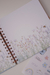 Scrapbook com 30 Folhas Decoradas Abelha Rainha - Sonhos de Papel