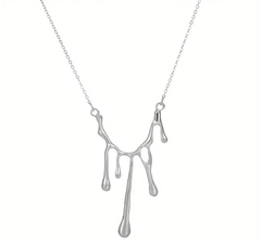 collar derretido en internet