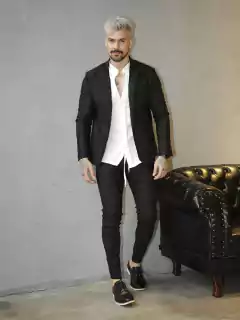 Terno Right Time Conjunto Blazer e Calça Preto - comprar online