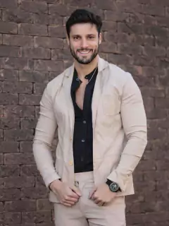 Terno Right Time Conjunto Blazer e Calça Bege - comprar online