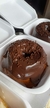 Caseirinho de brigadeiro e geléia de morango