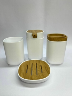 Set de baño plástico simil madera x4p blanco y negro - comprar online