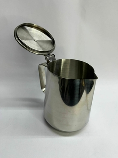 Lechera de acero c/tapa - comprar online