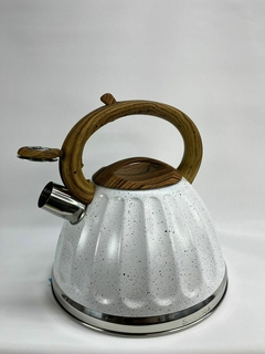 Pava Sakura 3,2lt (Apta inducción) en internet