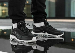 Nike Air Max 97 blanco y negro en internet