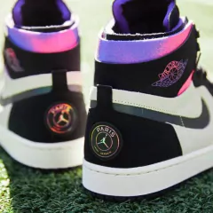 Air Jordan 1 Zoom Paris Saint Germain en internet