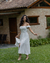 Vestido Midi Hortência Off-White - comprar online