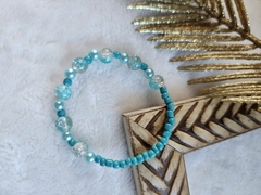 Azul Serenidade: Pulseira em Tons de Azul Claro