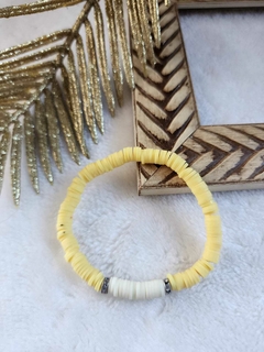 Pulseira Solar: Ilumine seu Estilo com Tons de Amarelo