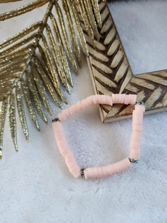 Pulseira Sunset: Tons de Salmão com Toque Prateado