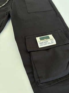 Pantalón Ares Negro en internet