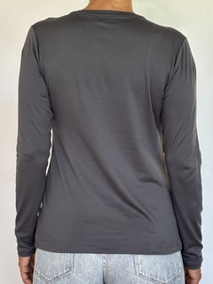 Remera Savanna Gris - comprar online