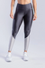 CALÇA LEGGING COM RECORTE NA PANTURRILHA (CHUMBO COM DETALHES VERDE CLARO E PRATA)