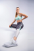 CALÇA LEGGING COM RECORTE NA PANTURRILHA (CHUMBO COM DETALHES VERDE CLARO E PRATA) - comprar online