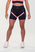 SHORT COM RECORTE E VIVO (PRETO COM DETALHES ROSA)